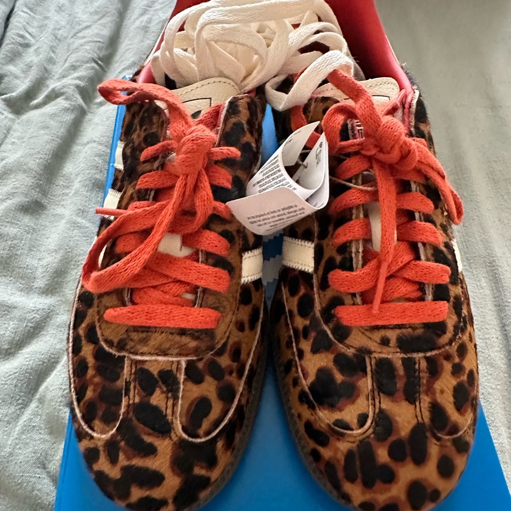 Womans Samba OG cheeta 8.5